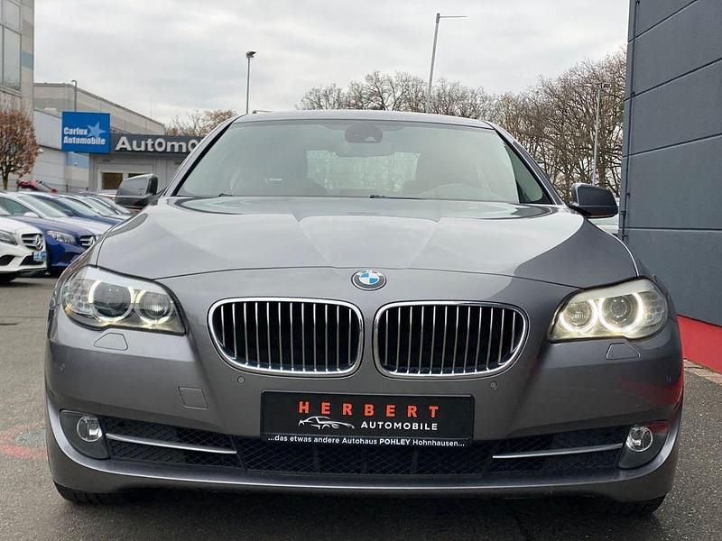 Gebraucht BMW 523 204 PS (150 kW) 2010 Grau Limousine