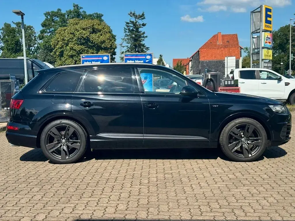 Gebraucht Audi SQ7 Sport 435 PS (319 kW) 2017 Schwarz SUV