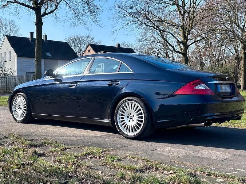 Gebraucht Mercedes CLS350 271 PS (199 kW) 2005 Blau Limousine