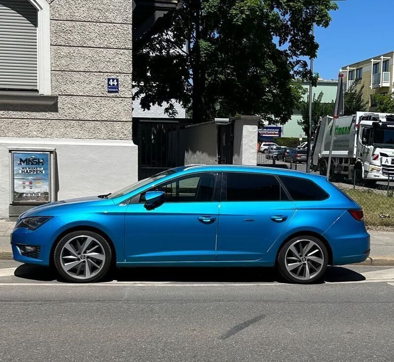 Blau Gebraucht 2016 Seat Leon ST FR Kombi | 12.000 € (Guter Preis) - Bild 1/4