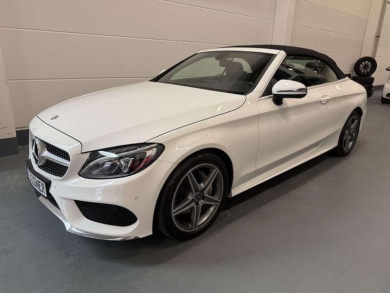 Weiß Gebraucht 2017 Mercedes C200 AMG line Cabrio | 23.950 € (Fairer Preis) - Bild 1/4
