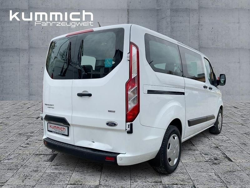 Gebraucht Ford Transit Custom Trend 105 PS (77 kW) 2018 Weiß Van / Kleinbus
