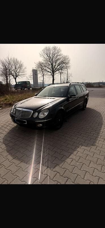 Gebraucht Mercedes E280 Avantgarde 190 PS (139 kW) 2009 Schwarz Kombi