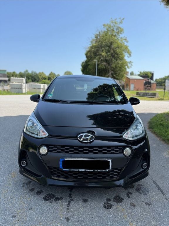 Schwarz Gebraucht 2018 Hyundai i10 Passion Kleinwagen | 7.500 € (Fairer Preis) - Bild 1/4