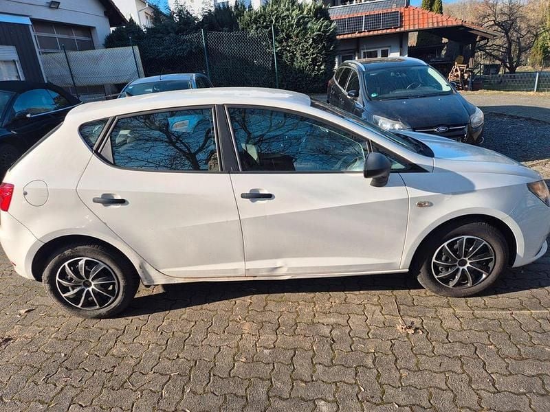 Gebraucht Seat Ibiza Reference 75 PS (55 kW) 2016 Weiß Limousine