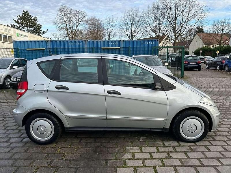 Gebraucht Mercedes A160 82 PS (60 kW) 2005 Polarsilber Kleinwagen