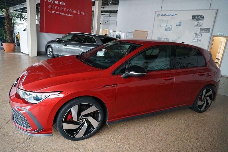 Gebraucht VW Golf VIII Sound 245 PS (180 kW) 2021 Rot Limousine