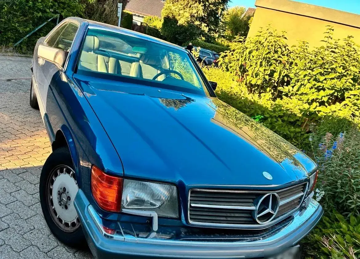 Gebraucht Mercedes 560 300 PS (220 kW) 1987 Blau Coupé