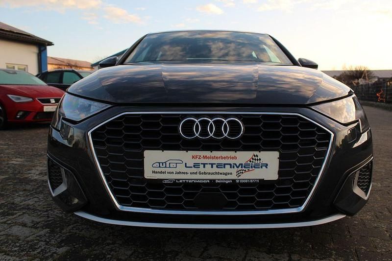 Gebraucht Audi A3 Advanced 150 PS (110 kW) 2022 Grau Limousine