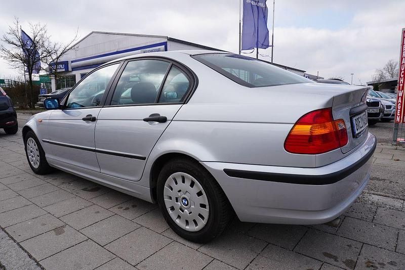 Gebraucht BMW 318 143 PS (105 kW) 2001 Silber Limousine