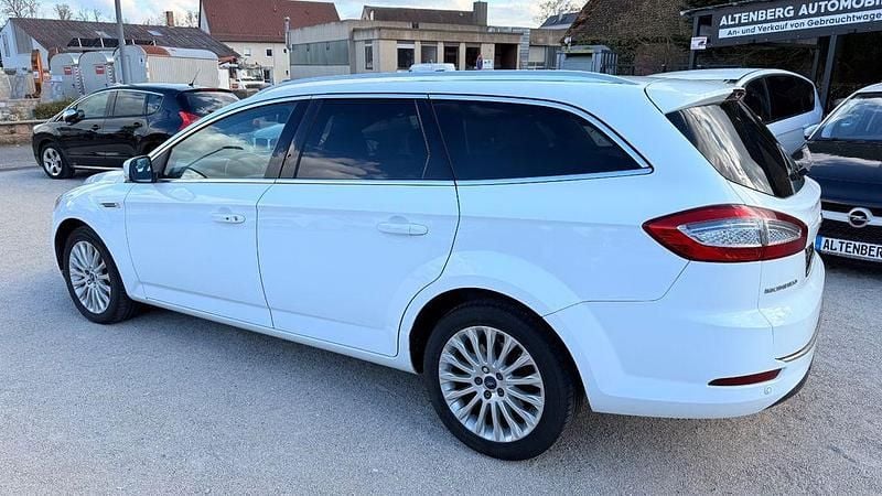 Gebraucht Ford Mondeo Titanium 140 PS (102 kW) 2013 Weiß Limousine