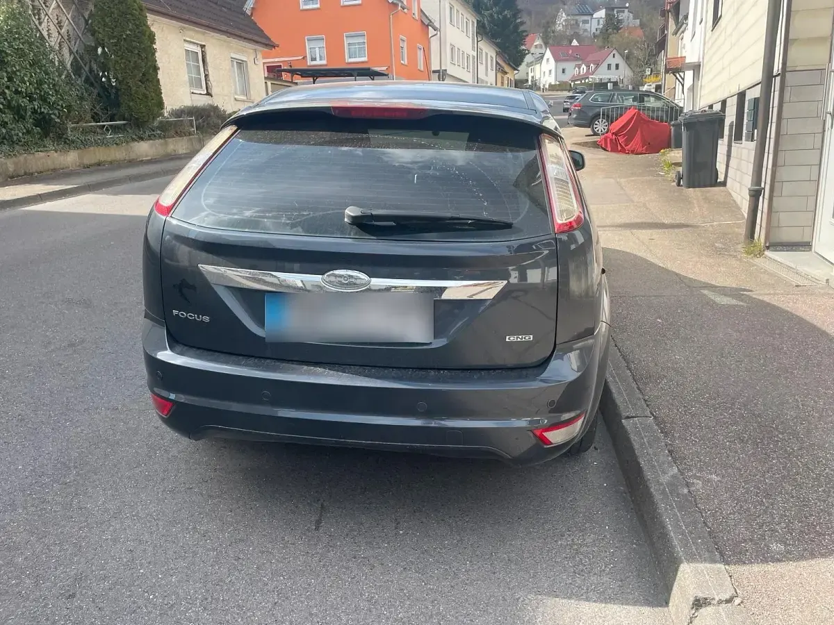 Gebraucht Ford Focus 140 PS (102 kW) 2009 Grau Coupé