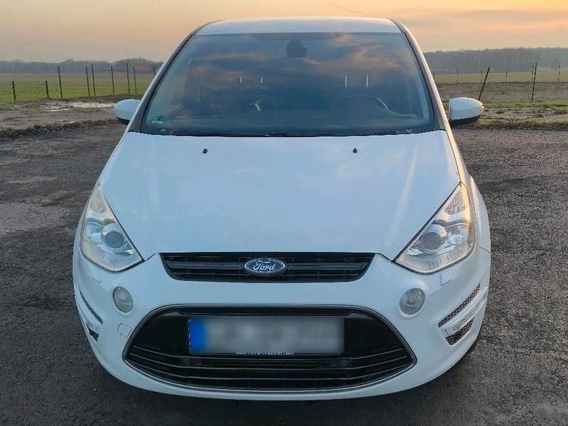 Gebraucht Ford S-MAX Titanium 200 PS (147 kW) 2014 Weiß Van / Kleinbus