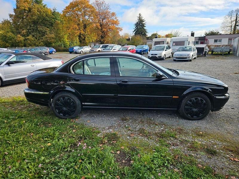 Gebraucht Jaguar X-type Classic 156 PS (114 kW) 2002 Schwarz Limousine