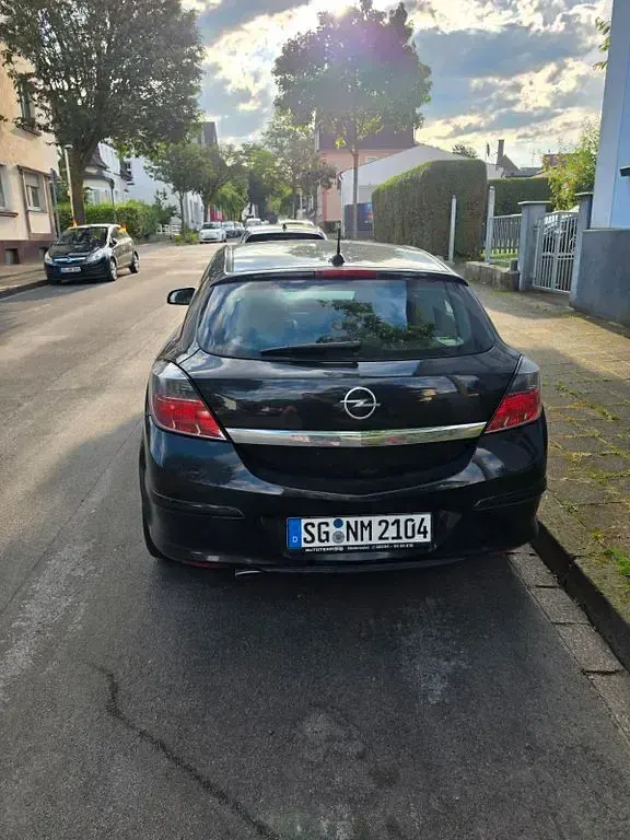 Gebraucht Opel Astra 200 PS (147 kW) 2005 Schwarz Coupé