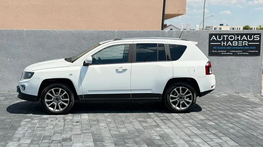 Gebraucht Jeep Compass Limited 163 PS (119 kW) 2013 Weiß SUV