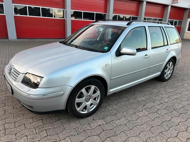 Silber Gebraucht 2003 VW Golf IV Highline Kombi | 4.200 € (Teuer) - Bild 1/4