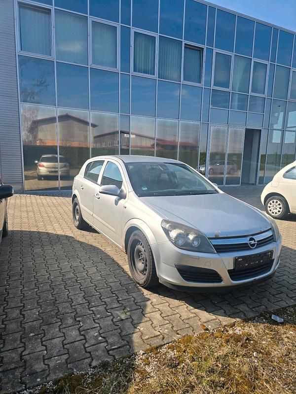 Gebraucht Opel Astra 105 PS (77 kW) 2006 Grau Kleinwagen