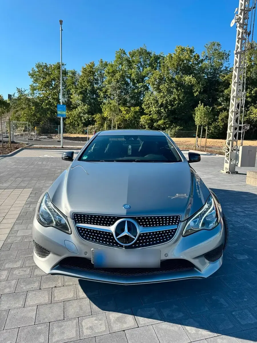 Gebraucht Mercedes E250 204 PS (150 kW) 2014 Grau Coupé