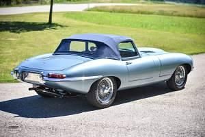 Gebraucht Jaguar E-Type 269 PS (197 kW) 1963 Opalecent blue metallic Cabrio