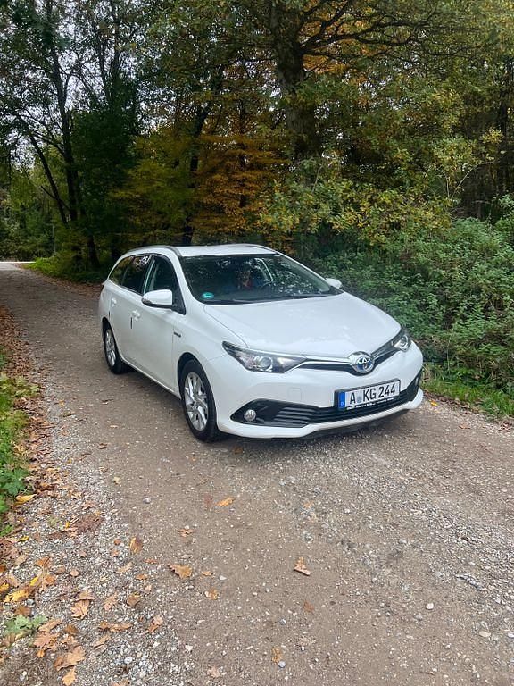 Gebraucht 2019 Toyota Auris Touring Sports Kombi | 16.200 € (Fairer Preis) - Bild 1/4