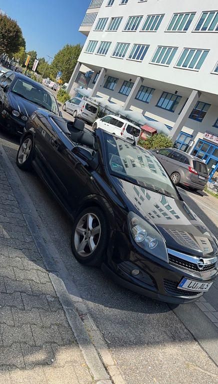 Schwarz Gebraucht 2006 Opel Astra Cabriolet Cabrio | 1.200 € (Superpreis) - Bild 1/4