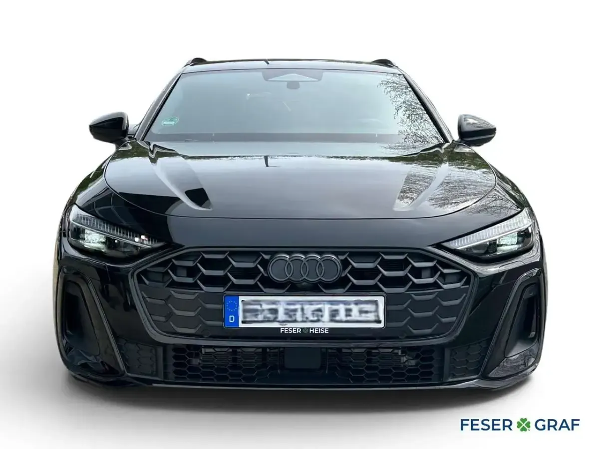 Gebraucht Audi A5 Ambiente 299 PS (219 kW) 2025 Mythosschwarz metallic Kombi