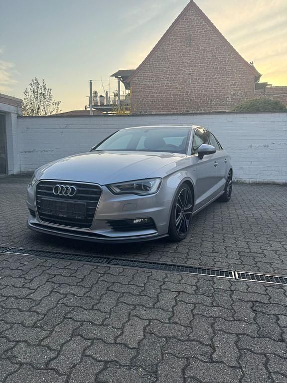 Gebraucht Audi A3 S-Line 179 PS (131 kW) 2015 Silber Limousine
