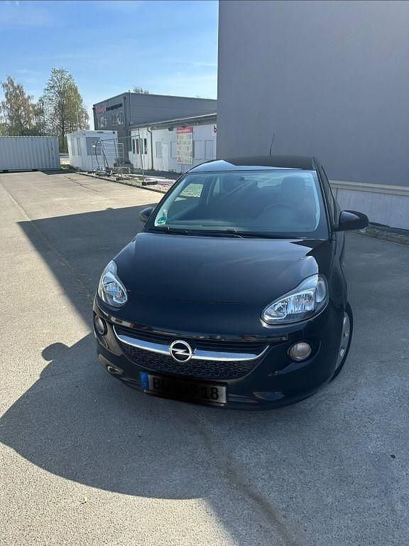 Second-hand Opel Adam Jam 87 CP (63 kW) 2017 Negru Hatchback