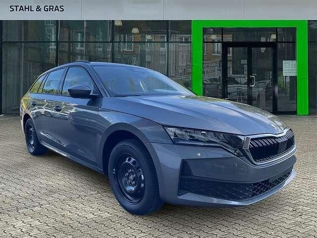 Grau Neu 2025 Skoda Octavia Essence Kombi | 28.990 € (Superpreis) - Bild 1/4