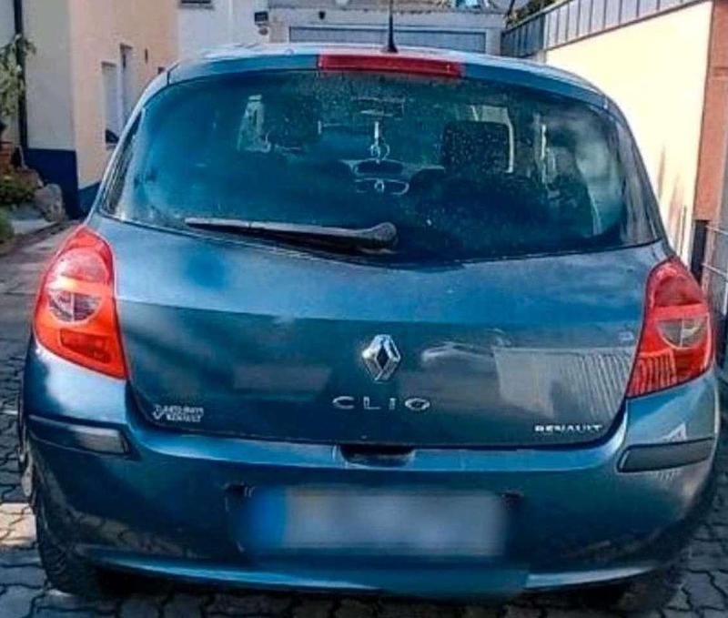 Gebraucht 2006 Renault Clio II Limousine | 1.900 € (Superpreis) - Bild 1/4