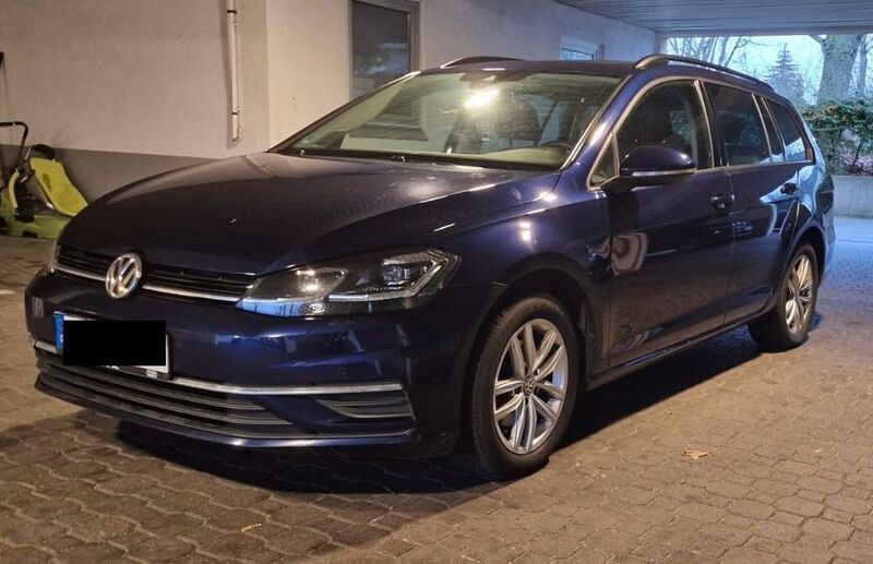 Blau Gebraucht 2020 VW Golf VII Kombi | 10.500 € (Guter Preis) - Bild 1/4