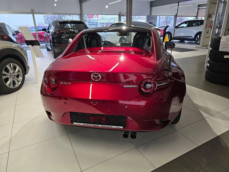 Neu Mazda MX5 Exclusive-Line 132 PS (97 kW) 2025 Rot Cabrio
