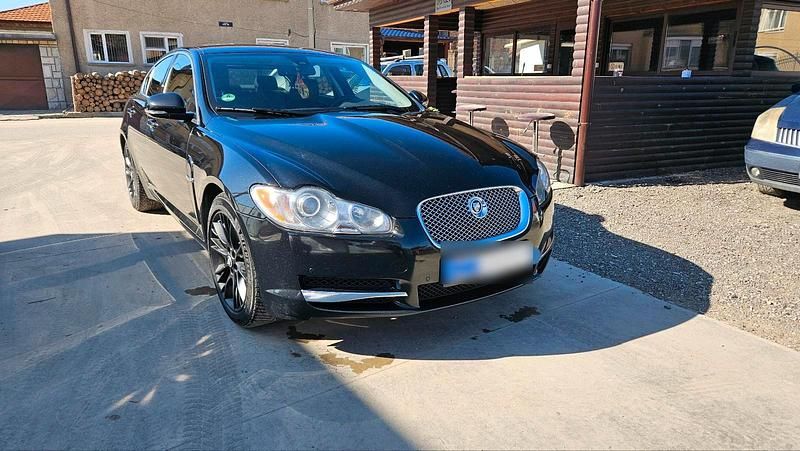 Gebraucht Jaguar XF Luxury 280 PS (205 kW) 2010 Schwarz Limousine