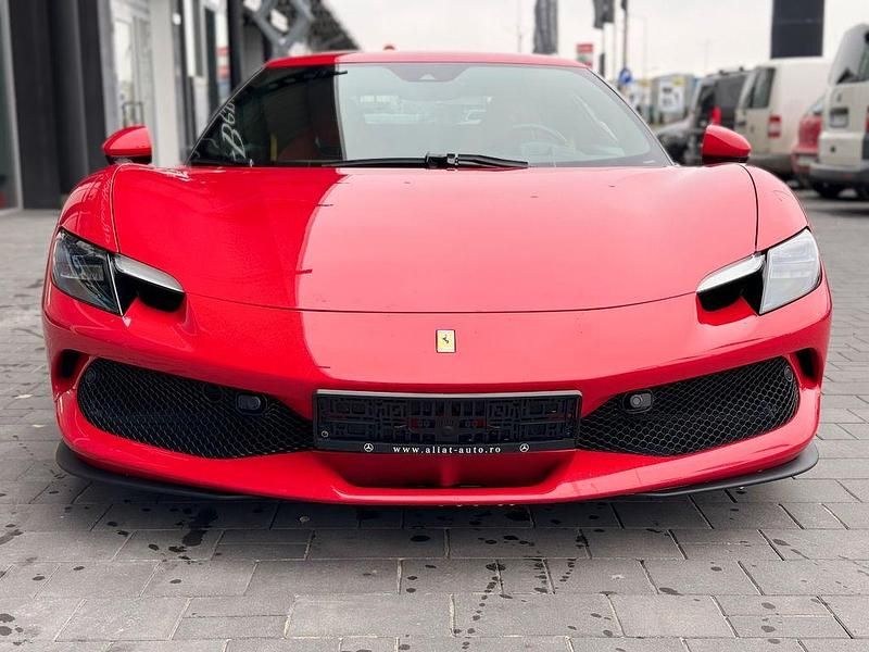 Gebraucht Ferrari 296 829 PS (609 kW) 2023 Rot