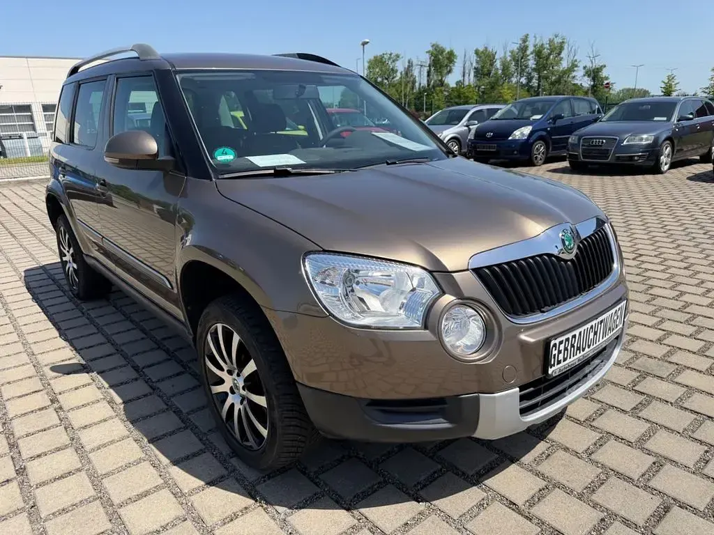 Gebraucht Skoda Yeti Plus Edition 122 PS (89 kW) 2013 Braun SUV