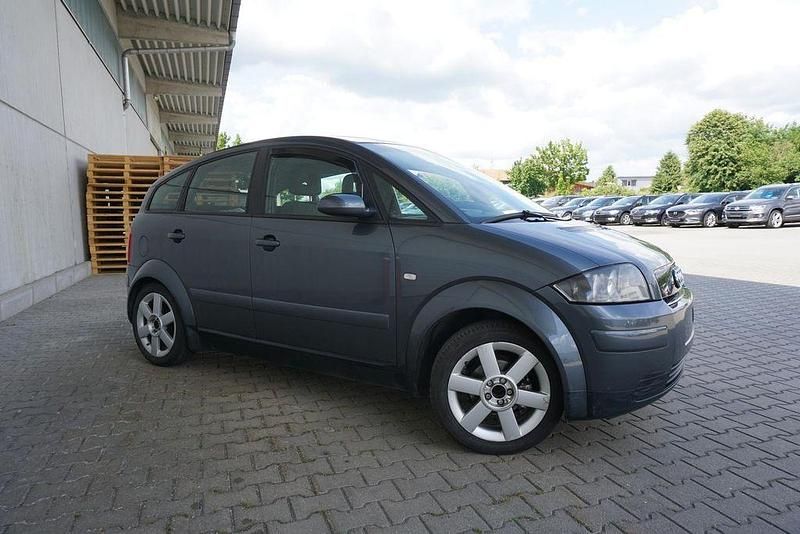Usata Audi A2 Design 75 CV (55 kW) 2002 Grigio Utilitaria