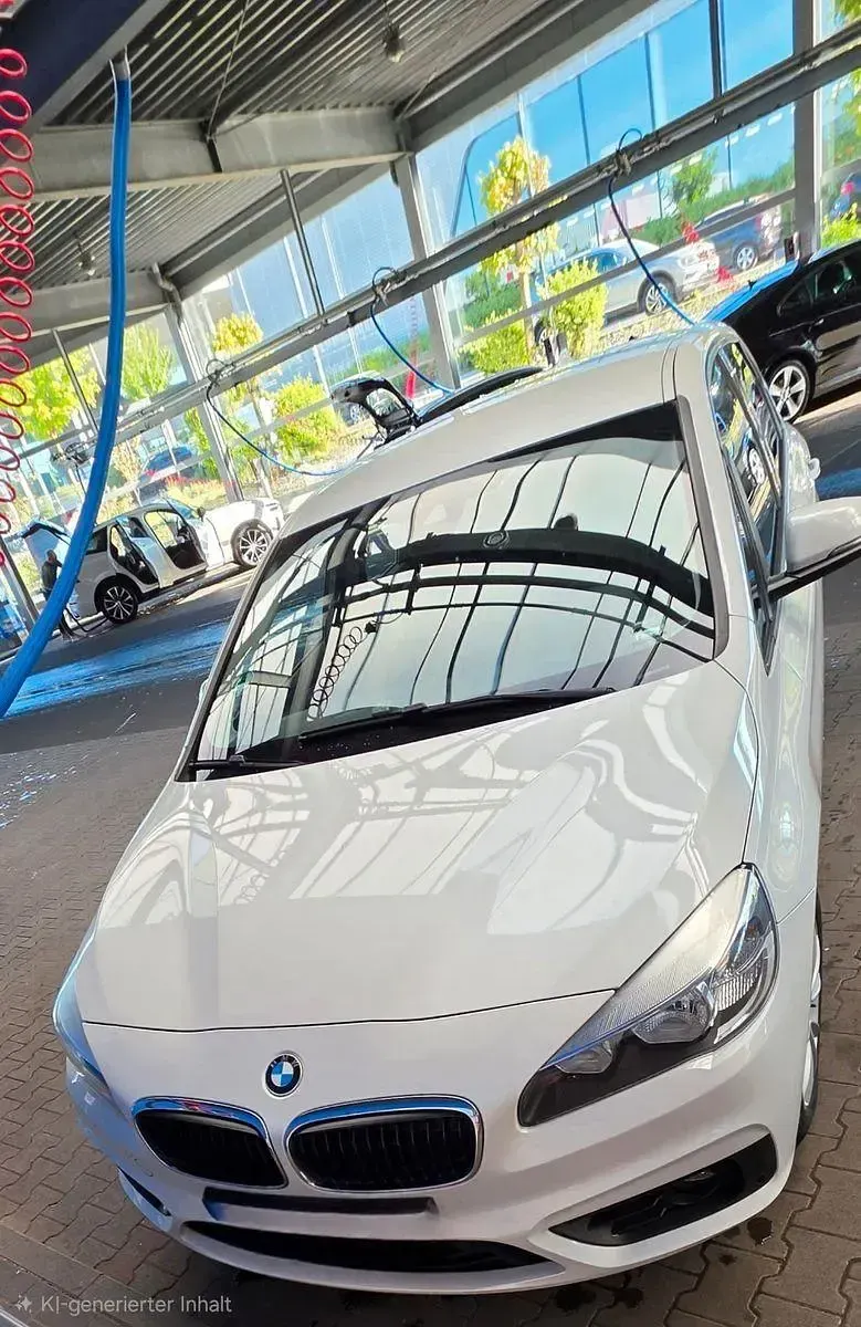 Second-hand BMW 218 150 CP (110 kW) 2016 Alb Break