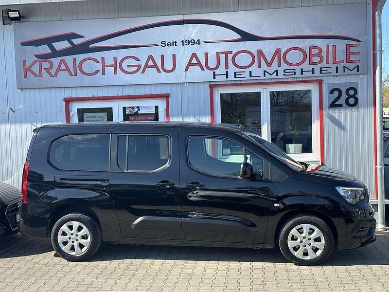 Gebraucht Opel Combo Life 131 PS (96 kW) 2021 Nacht schwarz/noir onyx Van / Kleinbus