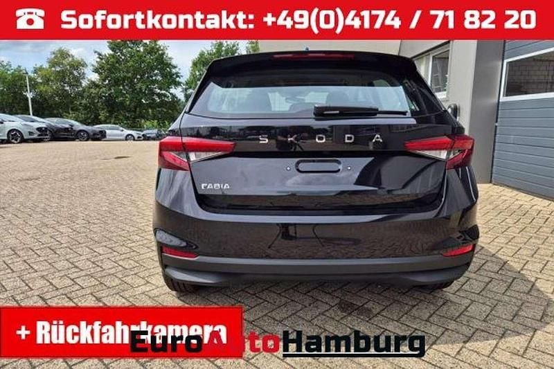 Blackmagic perleffekt Neu 2025 Skoda Fabia Selection Kleinwagen | 21.590 € (Guter Preis) - Bild 1/4