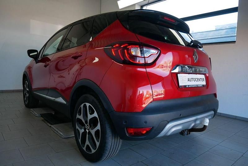 Gebraucht Renault Captur Intens 118 PS (86 kW) 2018 Rot (metallic) SUV