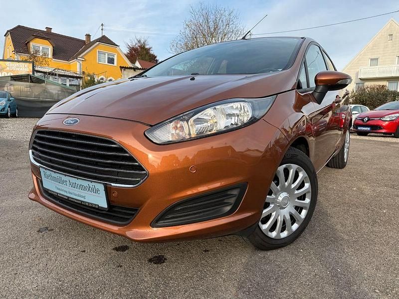 Braun Gebraucht 2013 Ford Fiesta Limousine | 10.200 € (Etwas zu teuer) - Bild 1/4