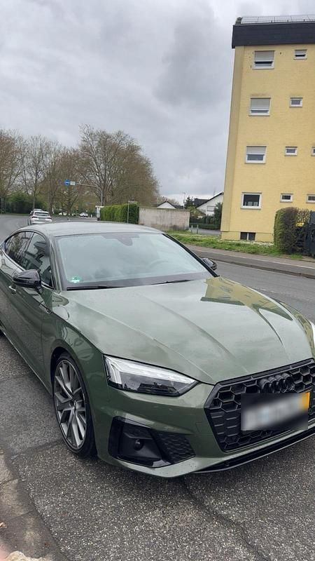 Gebraucht Audi A5 Sportback Edition .1 190 PS (139 kW) 2020 Grün Kleinwagen