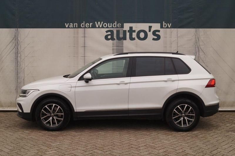 Gebraucht VW Tiguan Edition 150 PS (110 kW) 2021 Weiß SUV