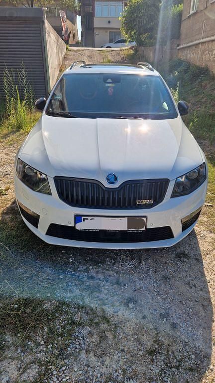 Gebraucht Skoda Octavia RS 230 PS (169 kW) 2016 Weiß Kleinwagen