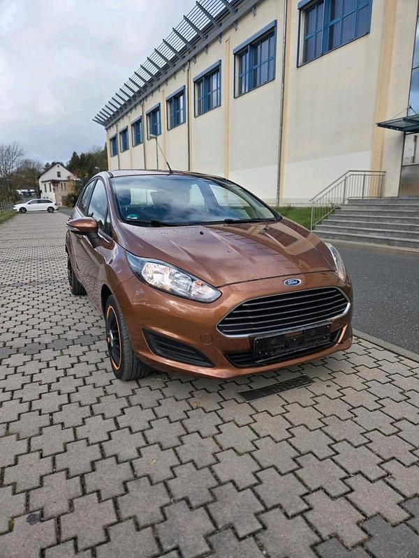 Gold Gebraucht 2014 Ford Fiesta Kleinwagen | 3.900 € (Superpreis) - Bild 1/4