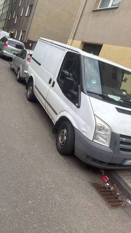 Usado Ford Transit 86 CV (63 kW) 2010 Blanco Monovolumen