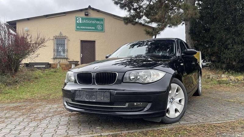 Gebraucht BMW 116 116 PS (85 kW) 2007 Black sapphire metallic Kleinwagen