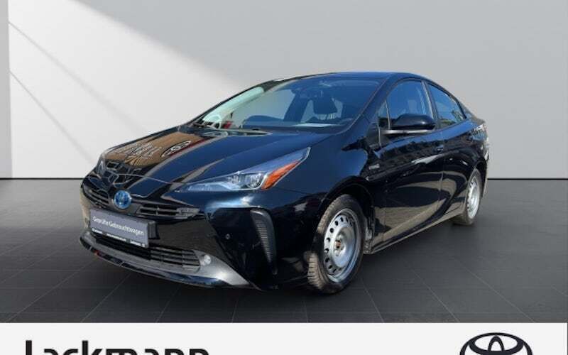 Gebraucht Toyota Prius Executive 122 PS (89 kW) 2020 Andere farbe Kleinwagen