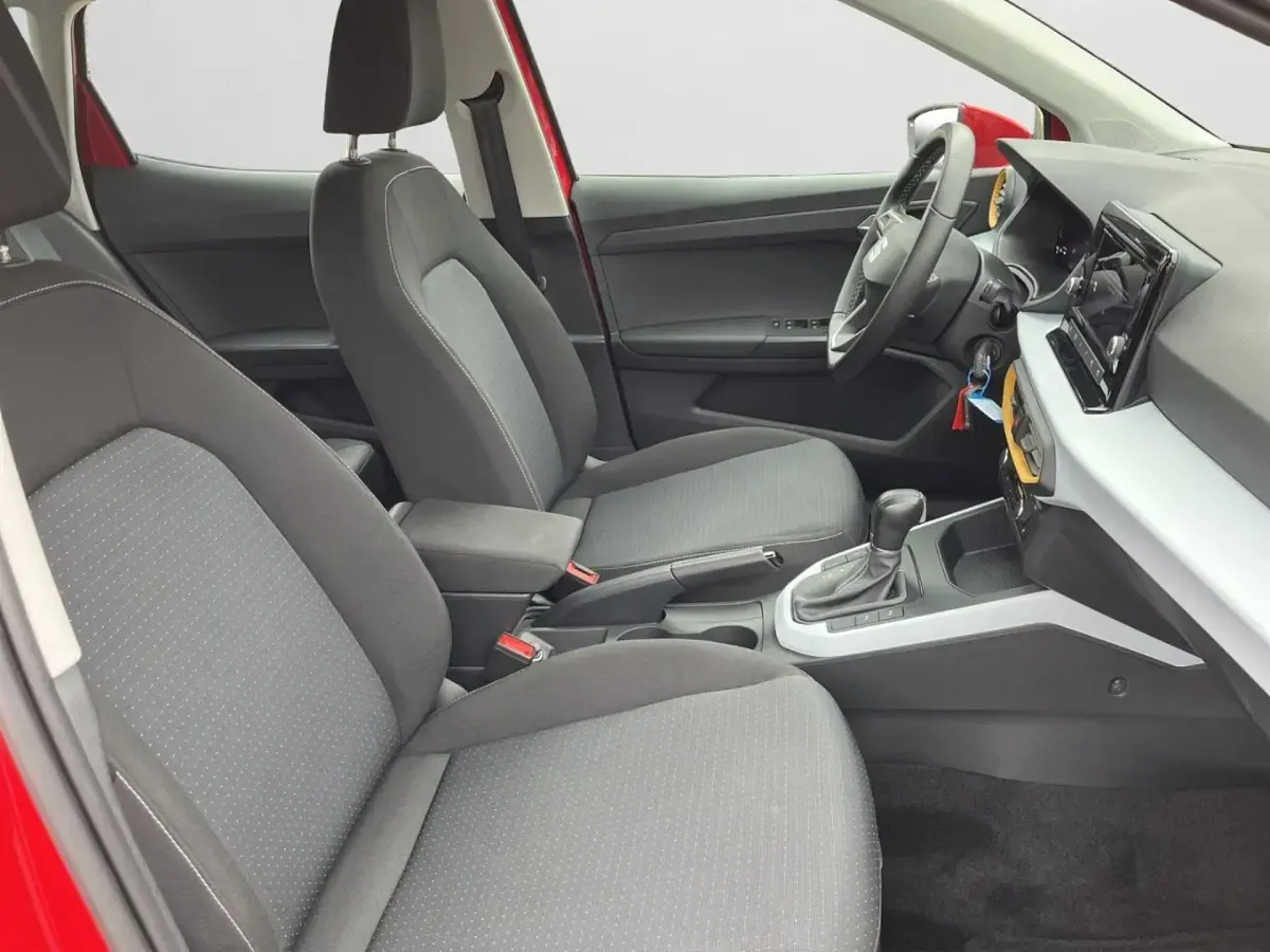 Gebraucht Seat Arona Style 116 PS (85 kW) 2024 Pure rot SUV